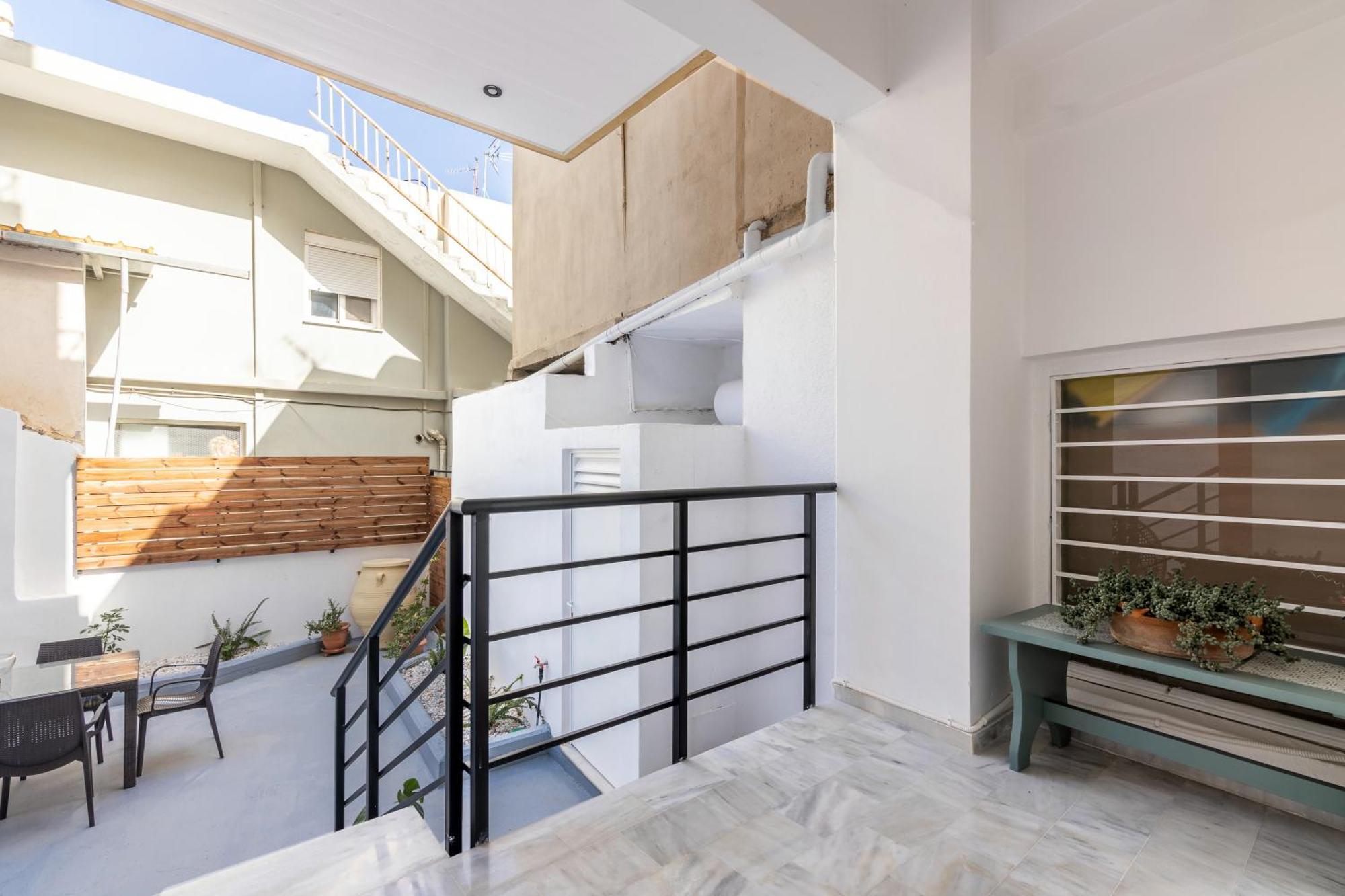 Garden Luxury Apartment Heraklion Exteriör bild