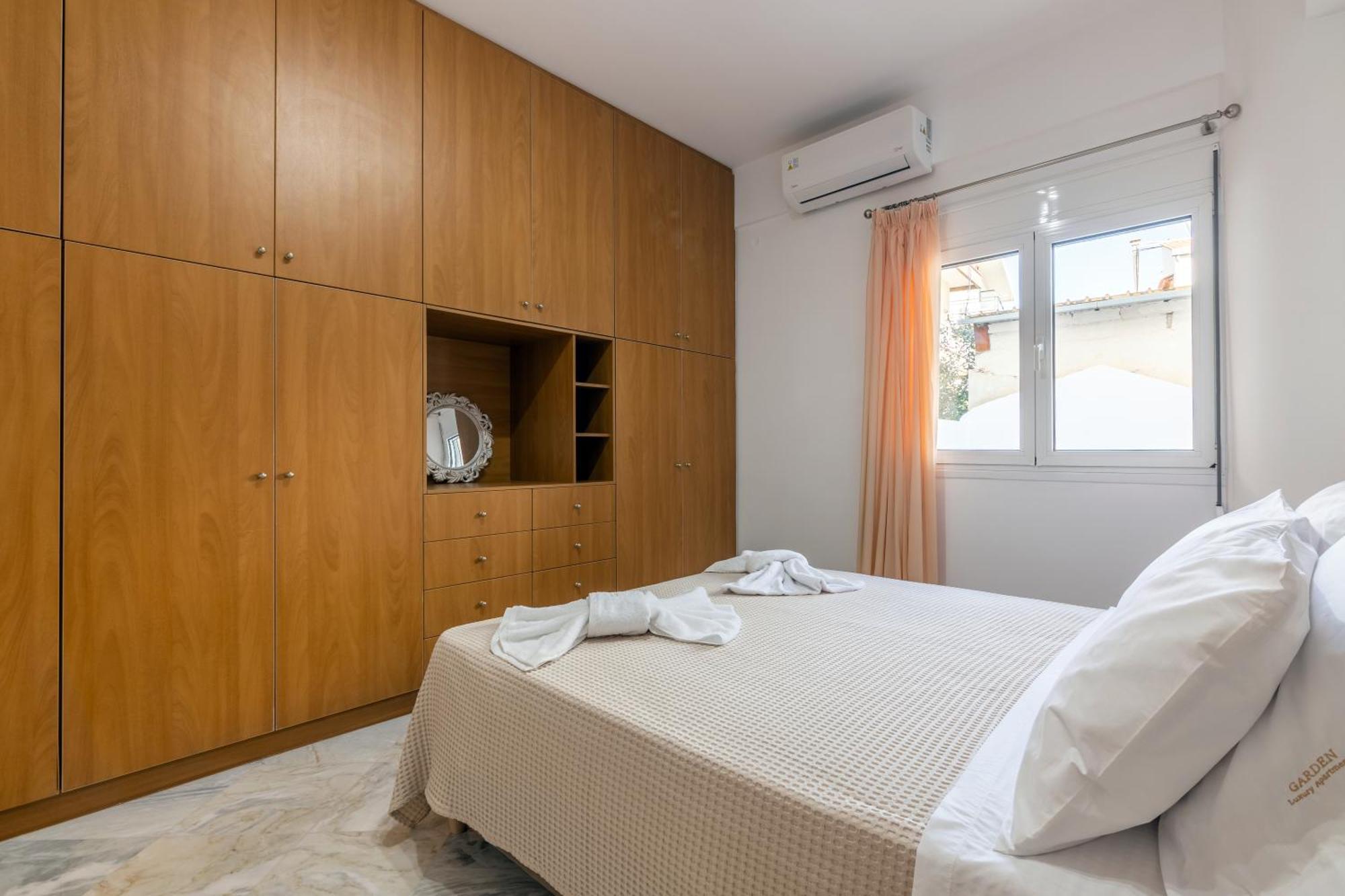 Garden Luxury Apartment Heraklion Exteriör bild